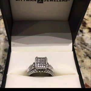 10k white gold engagement ring